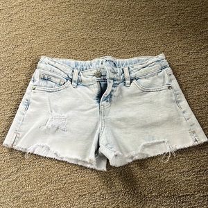 Light wash Art Class Girls Size L (10/12) Jean shorts